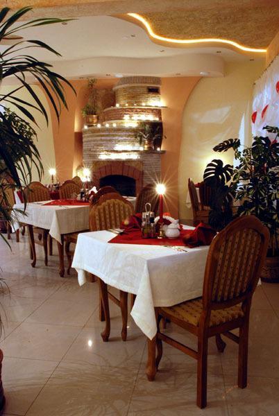 Secession Hotel Leczna Zewnętrze zdjęcie