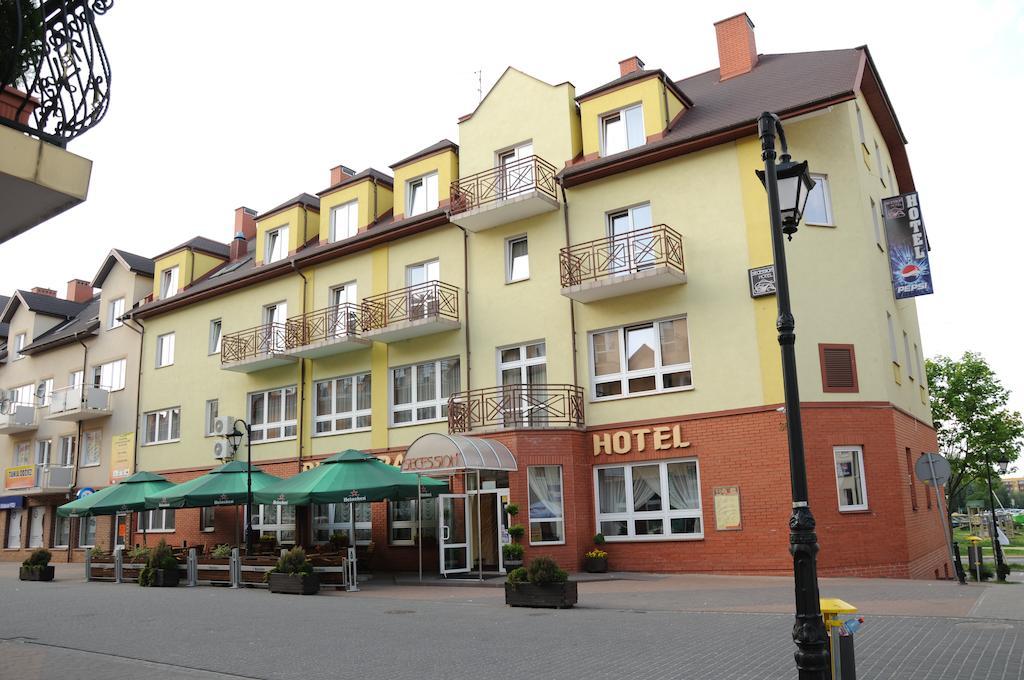 Secession Hotel Leczna Zewnętrze zdjęcie