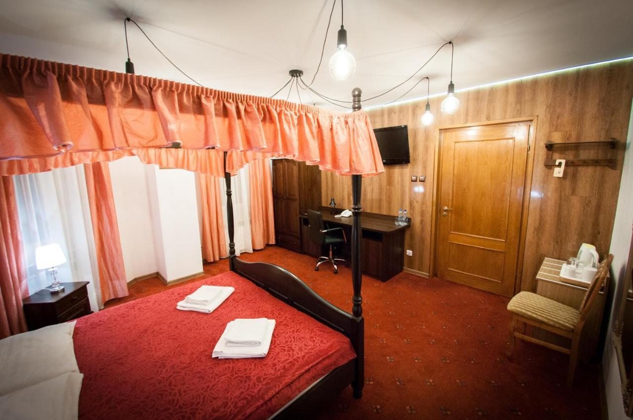 Secession Hotel Leczna Zewnętrze zdjęcie