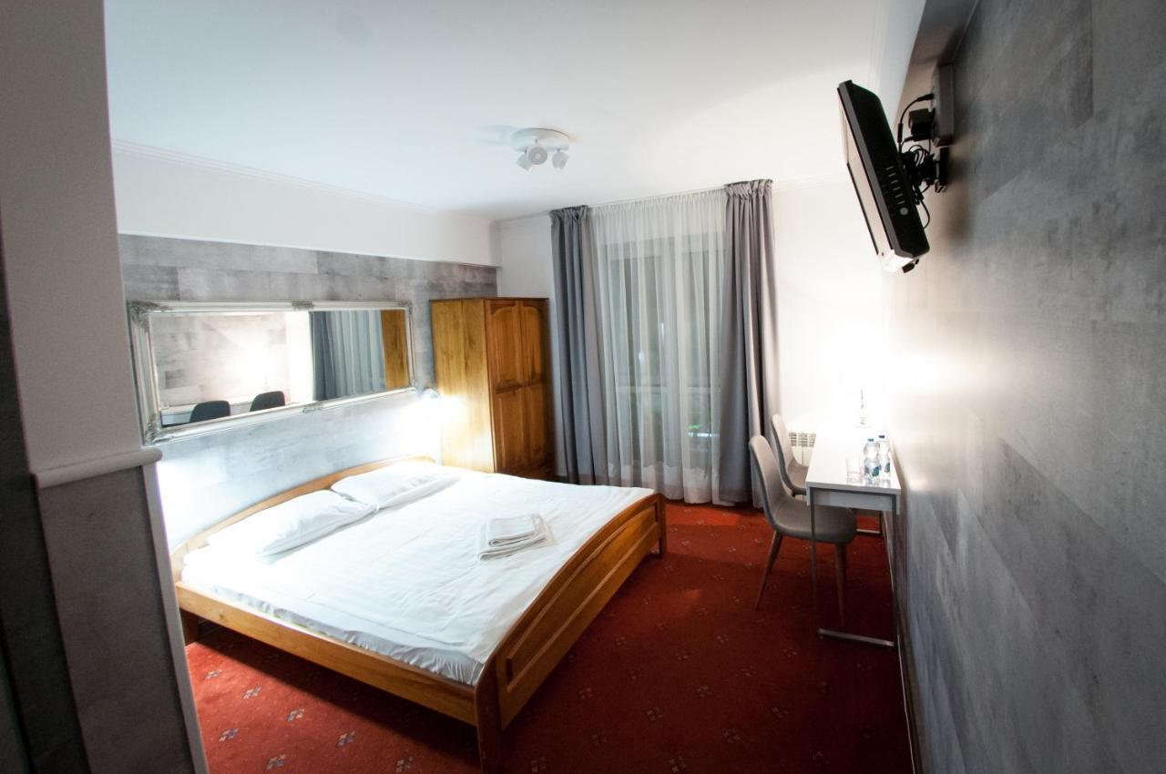 Secession Hotel Leczna Zewnętrze zdjęcie