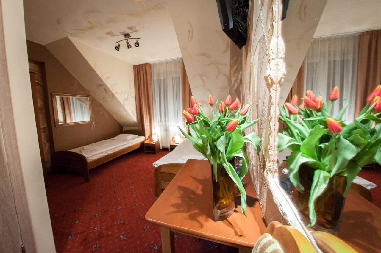 Secession Hotel Leczna Zewnętrze zdjęcie